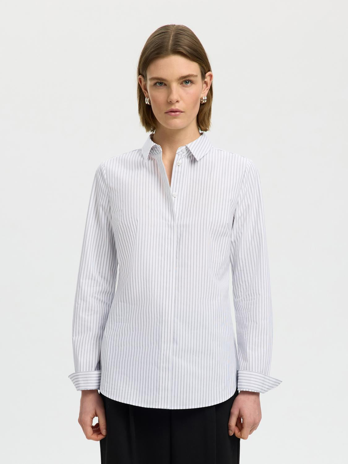 model_shot-front